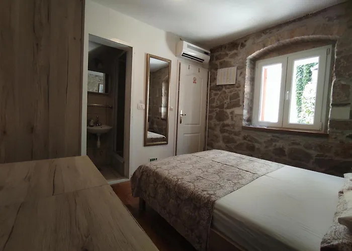 Guest house Mirula 3*