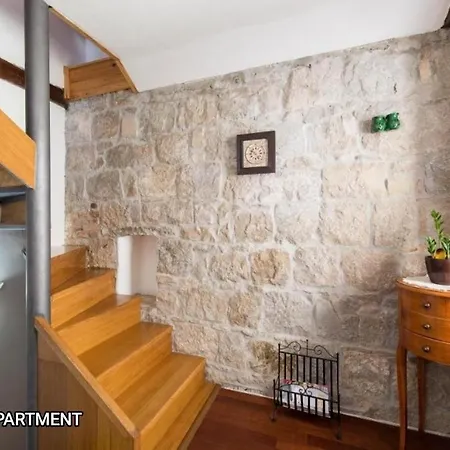 Mirula בית הארחה 3*